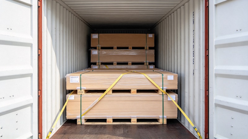 Container Loading for HPL Shipments Container Loading for HPL Shipments